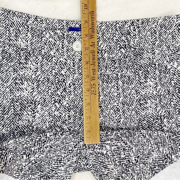 Apt. 9 Torie Printed Mid Rise Cuffed Hem Chino Shorts Black White 4 - Picture 8 of 10